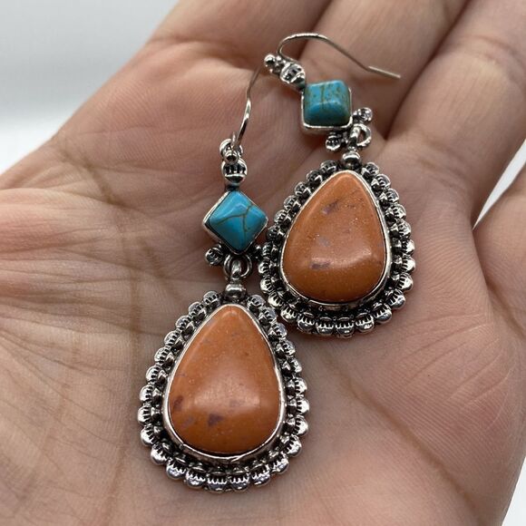🔅🆕🔅💖 BoHo Turquoise Decor Stones Coral Drop Earrings✨ - Picture 7 of 11